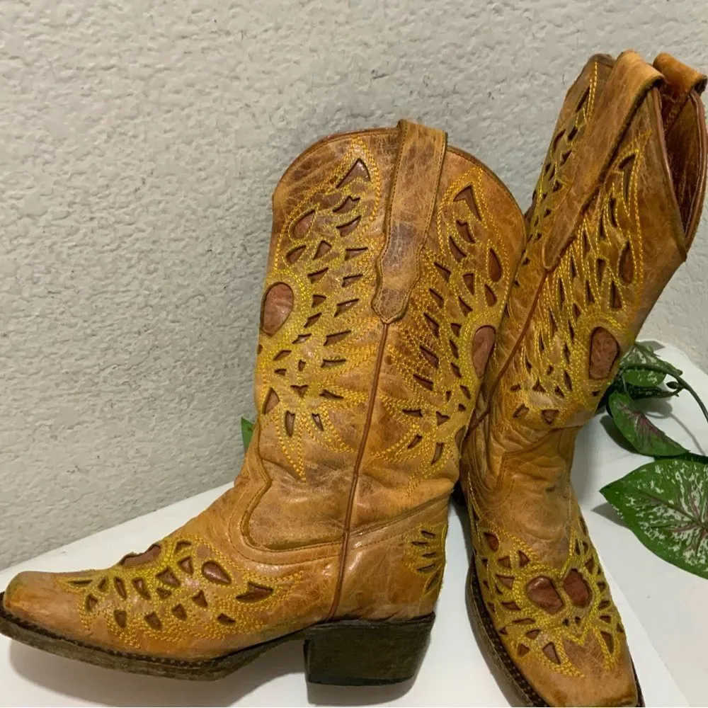 Innovation boots women size 6.5 made in Mexico